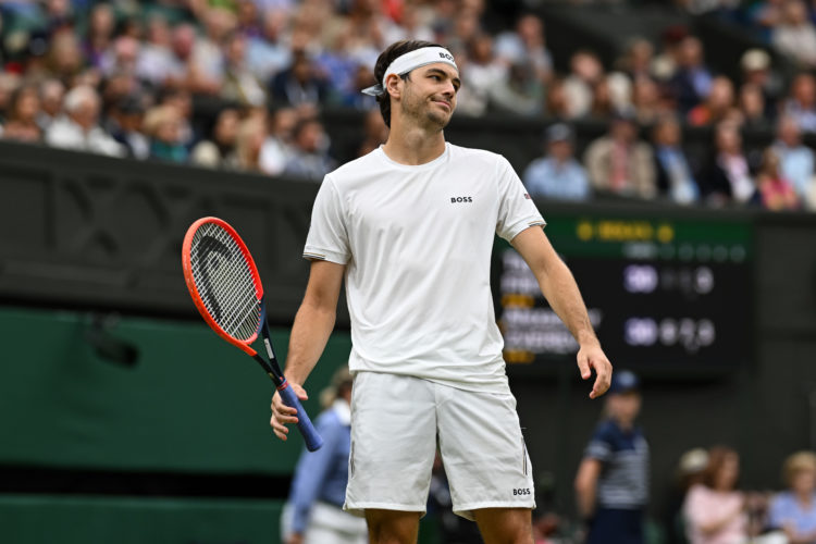 Photo by Daniel Kopatsch/Getty Images
