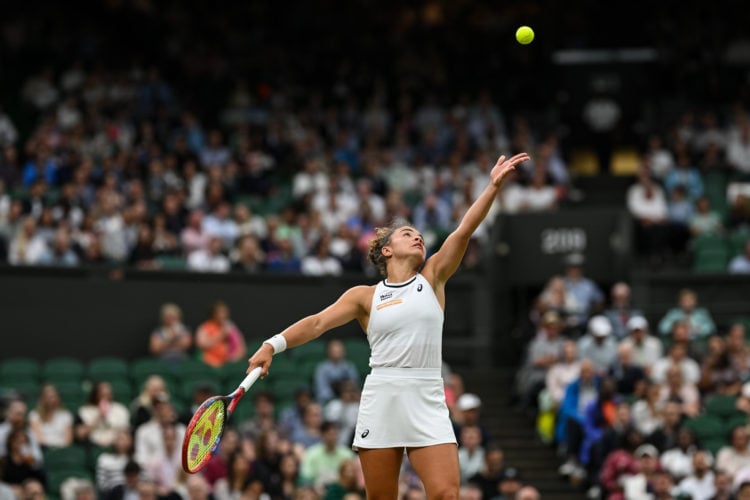 Photo by Daniel Kopatsch/Getty Images