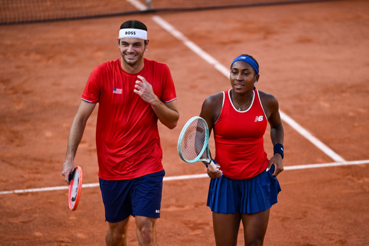 Photo by Daniel Kopatsch/Getty Images