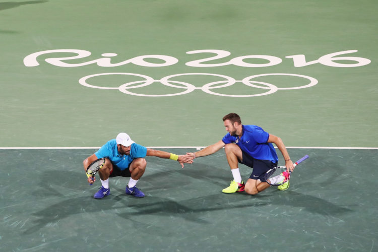 Photo by Mark Kolbe/Getty Images