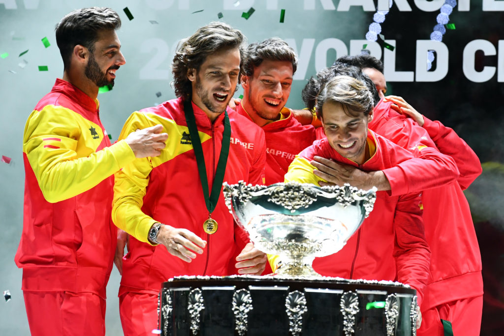Spain celebrate after winning the Davis Cup in 2019