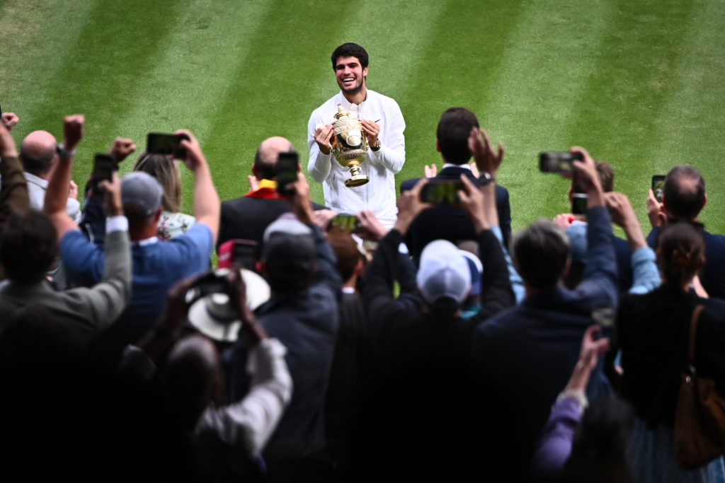 TOPSHOT-TENNIS-GBR-WIMBLEDON-TROPHY