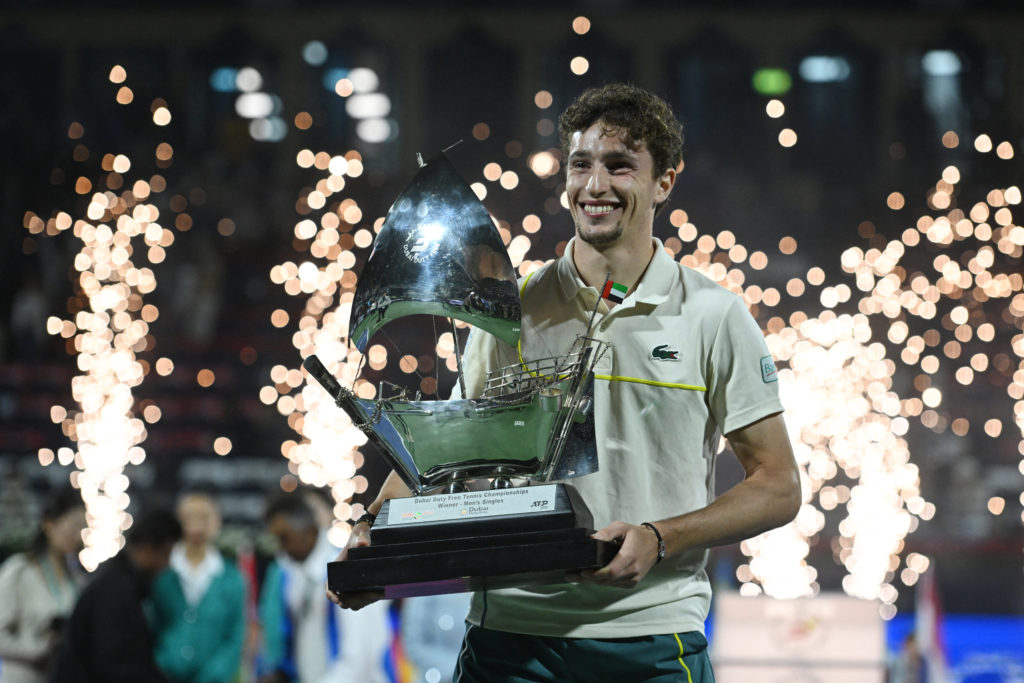 TENNIS-ATP-UAE-PODIUM