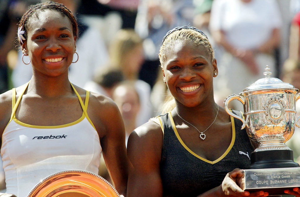 TENNIS-FRANCE-RG-2002-TROPHY