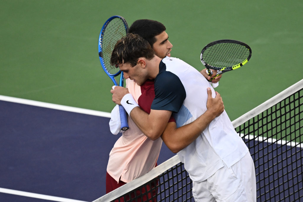 Jack Draper and Carlos Alcaraz embrace at Indian Wells in 2025