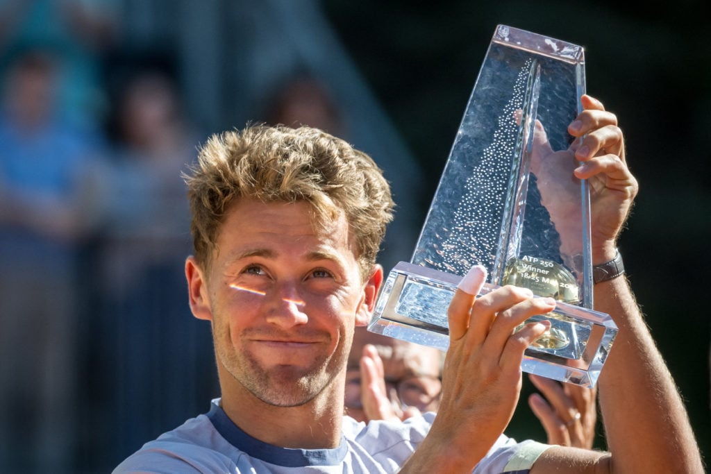 Casper Ruud lifts the Geneva Open title in 2024