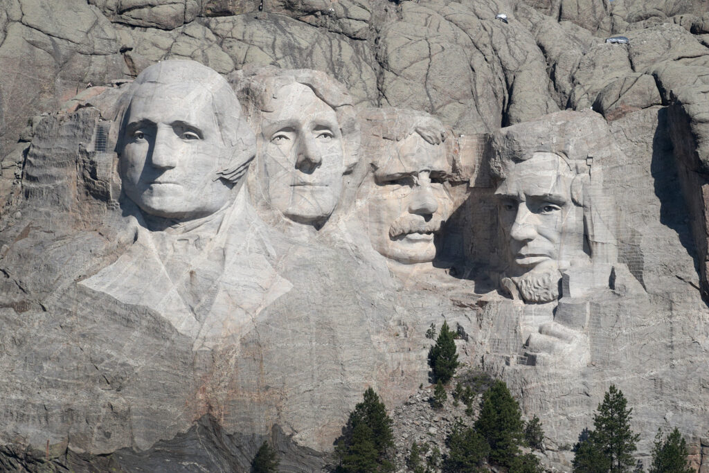 A front on view of Mount Rushmore