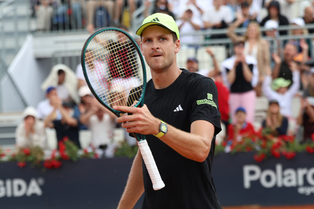 Hubert Hurkacz reacting during his match at the 2025 Italian Open