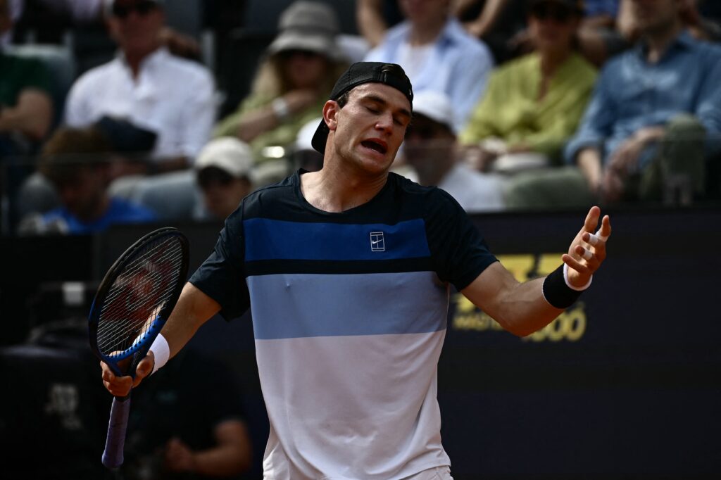 Jack Draper showing his frustration against Carlos Alcaraz at the 2025 Italian Open