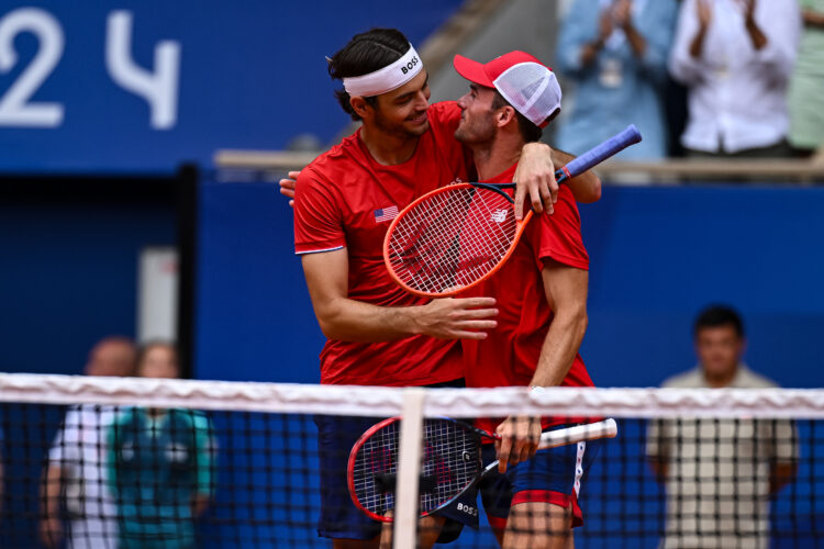 Photo by Daniel Kopatsch/Getty Images