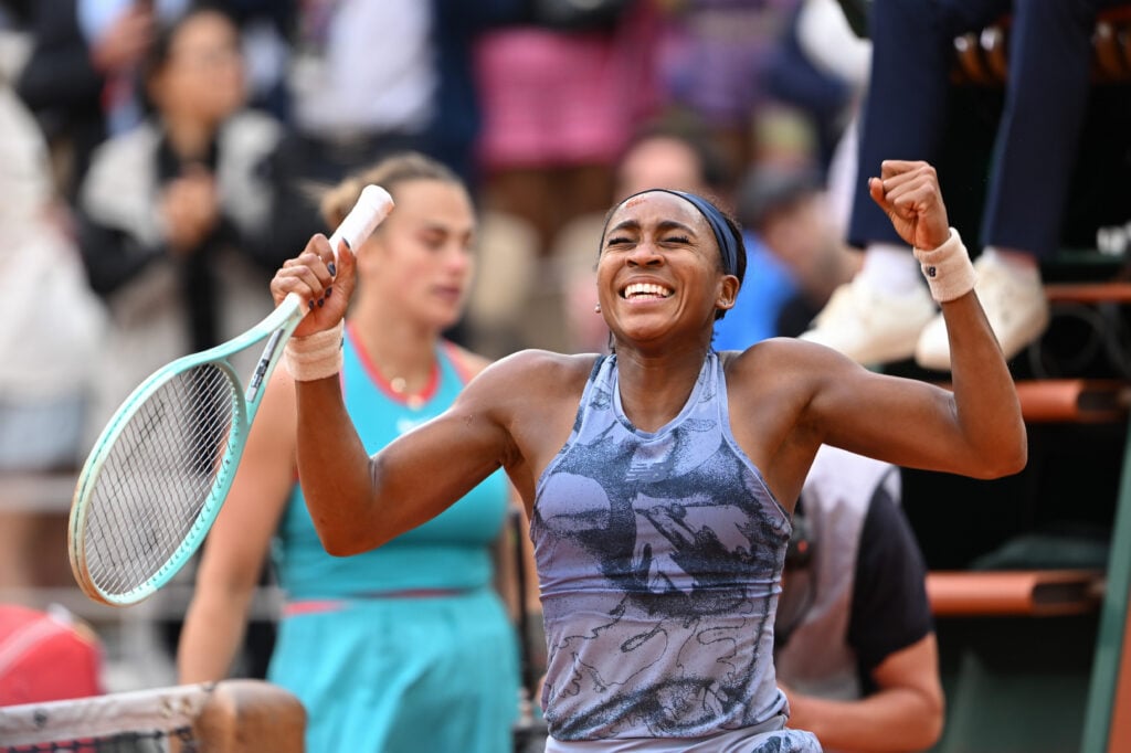 Coco Gauff celebrates after beating Aryna Sabalenka in the 2025 French Open final
