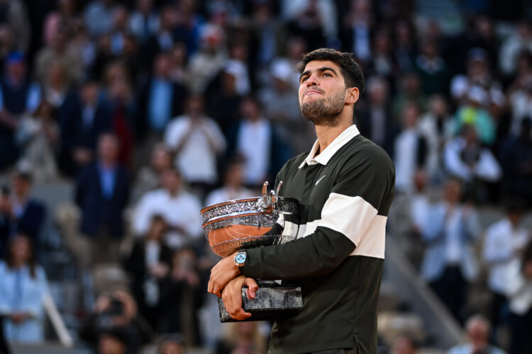 Photo by Daniel Kopatsch/Getty Images