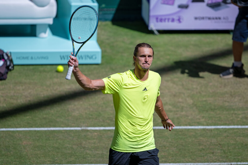 Alexander Zverev celebrating a win at the Halle Open.