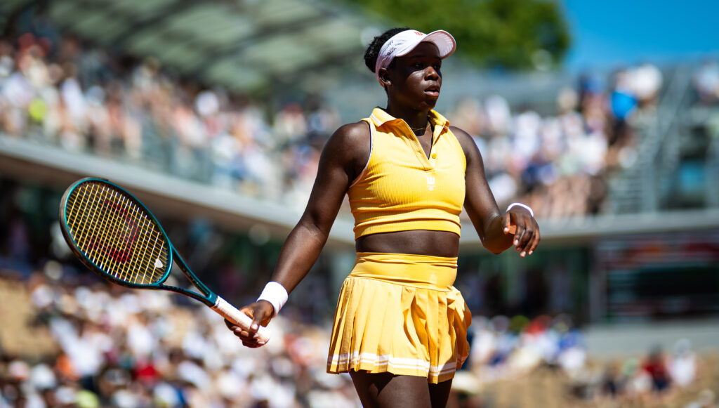 Victoria Mboko in action at the 2025 French Open