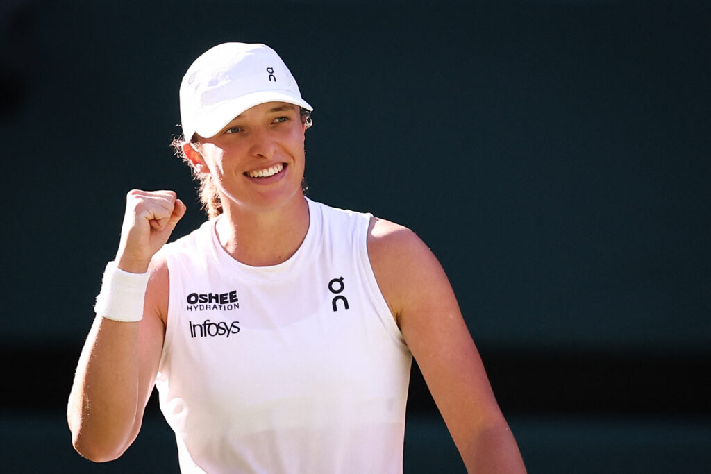 Iga Swiatek celebrates her semifinal win at Wimbledon in 2025