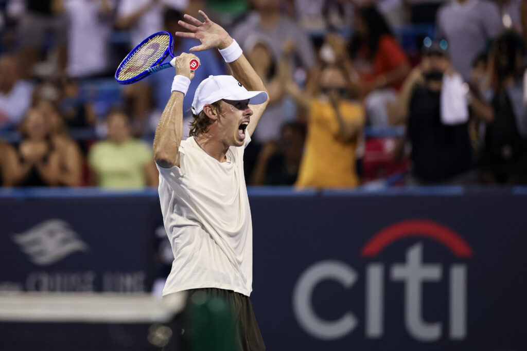 Alex de Minaur celebrates as he wins the 2025 Washington Open title