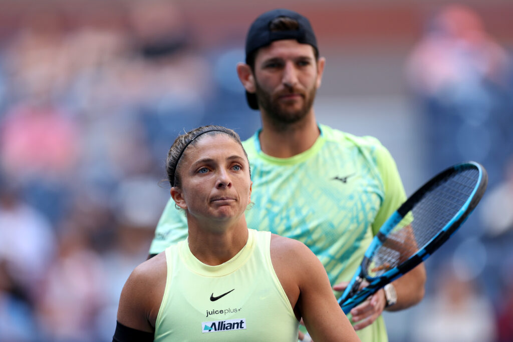 Sara Errani and Andrea Vavassori look on during the 2024 US Open mixed doubles final