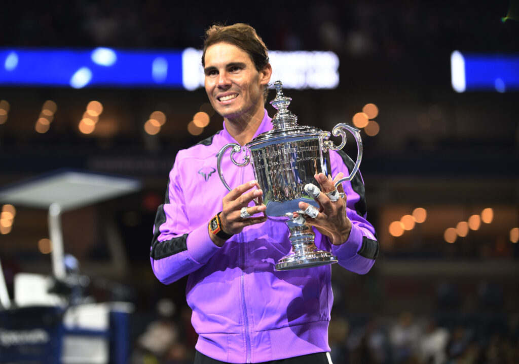 Rafael Nadal with the US Open title in 2019.