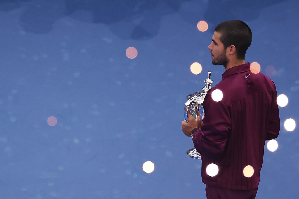 Carlos Alcaraz celebrates with the title after winning the 2025 US Open