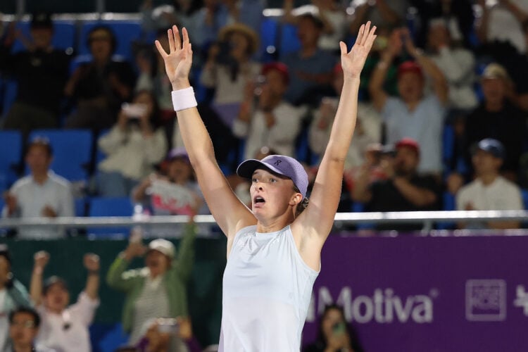 Photo by Chung Sung-Jun/Getty Images