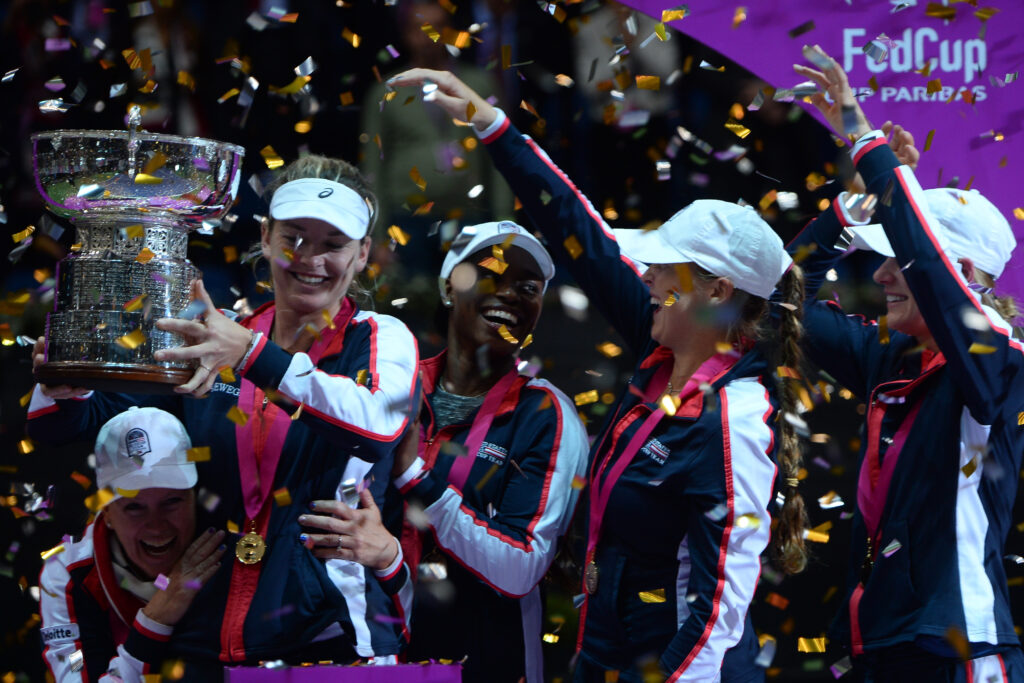 Team USA win the Fed Cup in 2017