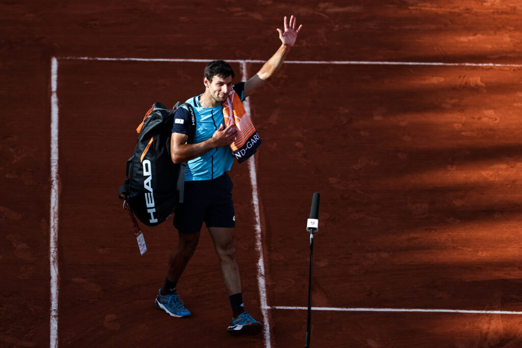 Bernabe Zapata Miralles at the 2022 French Open