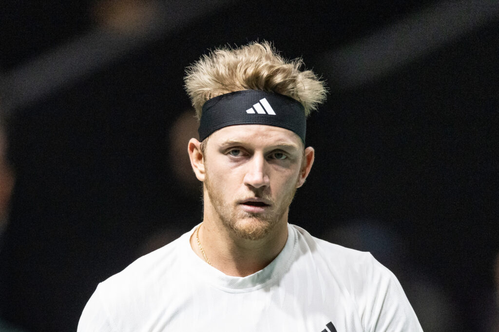 Alejandro Davidovich Fokina looks on during his first round singles match against Valentin Royer at the 2025 Paris Masters.