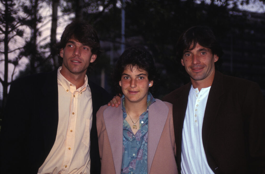 Aranxta Sanchez Vicario pictured with brothers Javier Sanchez and Emilio Sanchez.