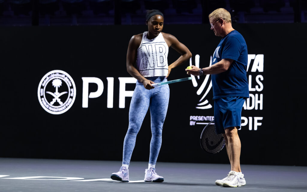 Coco Gauff chats with Gavin MacMillan, her coach