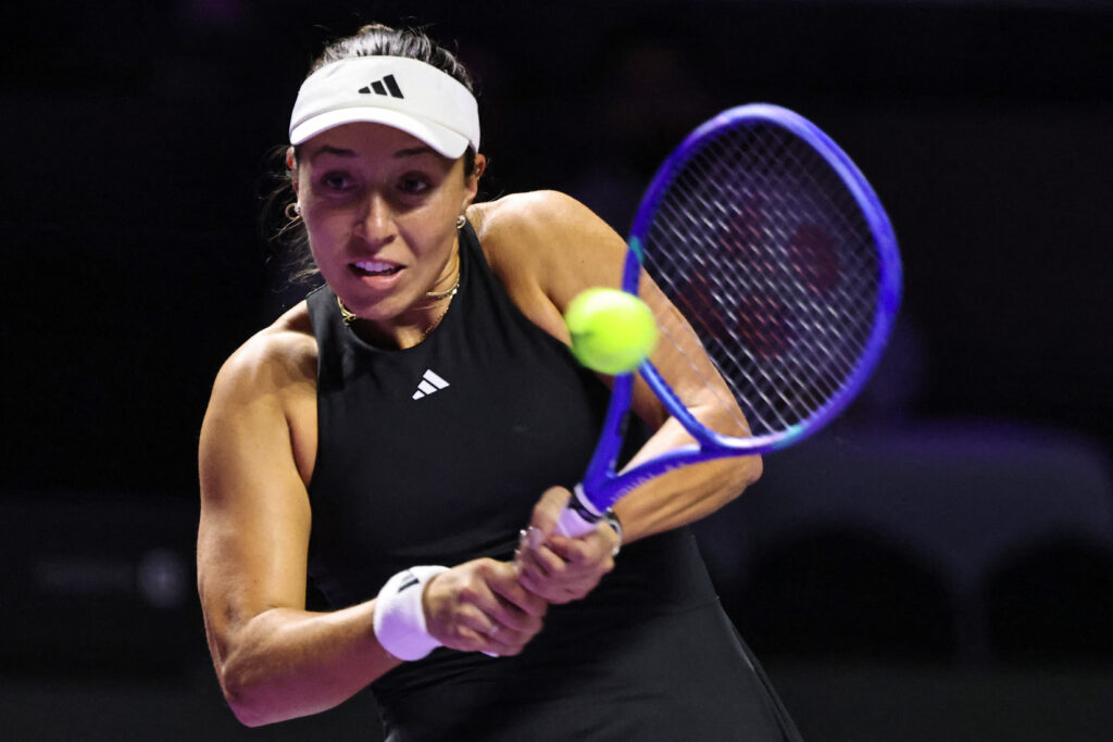Jessica Pegula hits a backhand at the 2025 WTA Finals