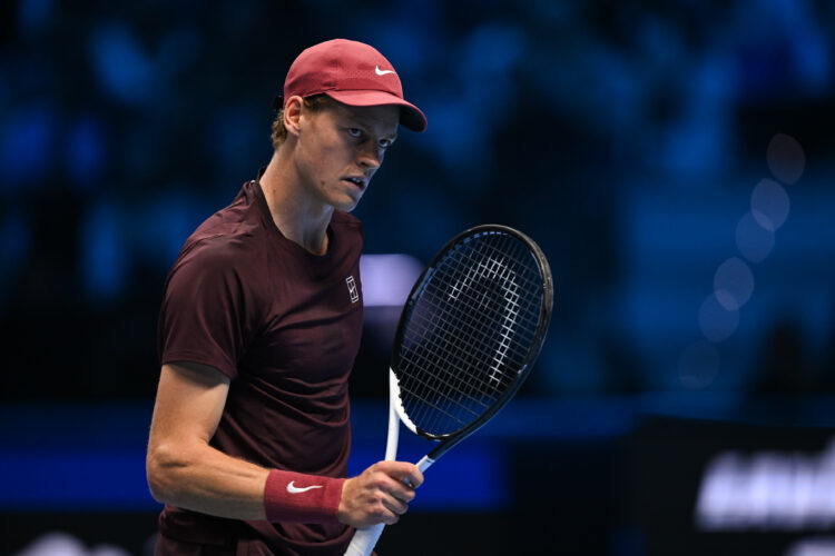 Photo by Daniel Kopatsch/Getty Images