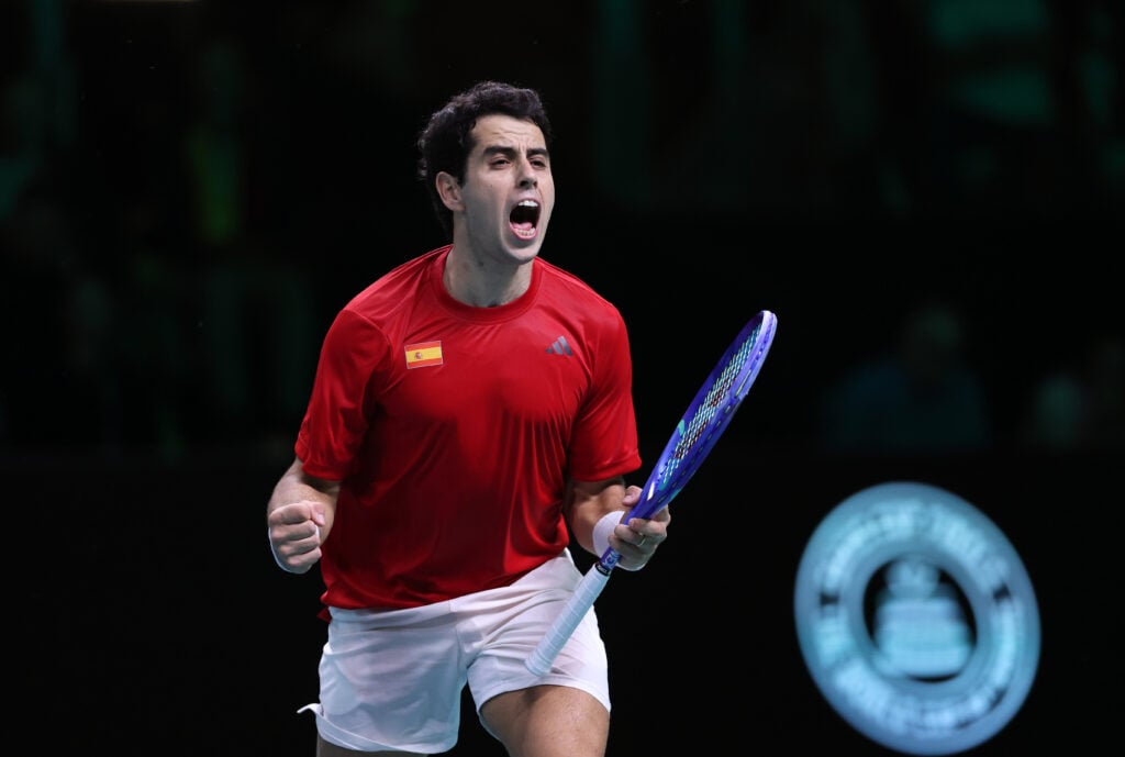 Jaume Munar celebrates winning match point against Jiri Lehecka at the 2025 Davis Cup Finals