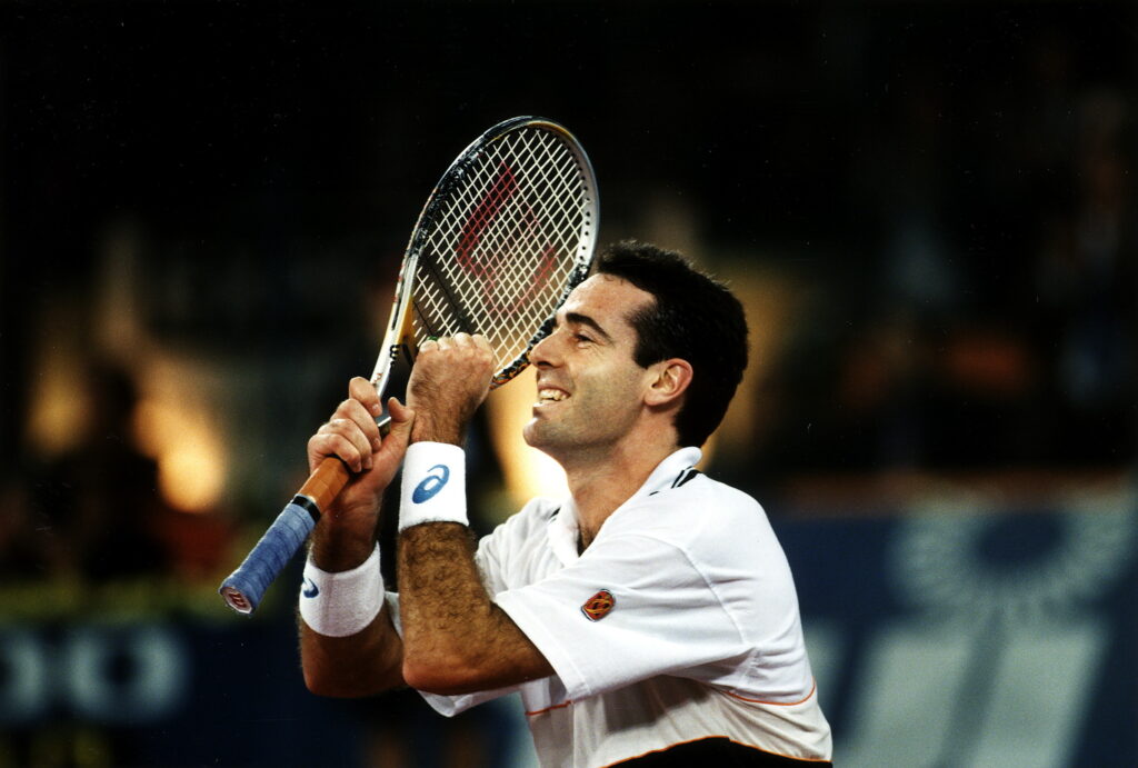 Alex Corretja celebrates after winning the ATP Finals in 1998