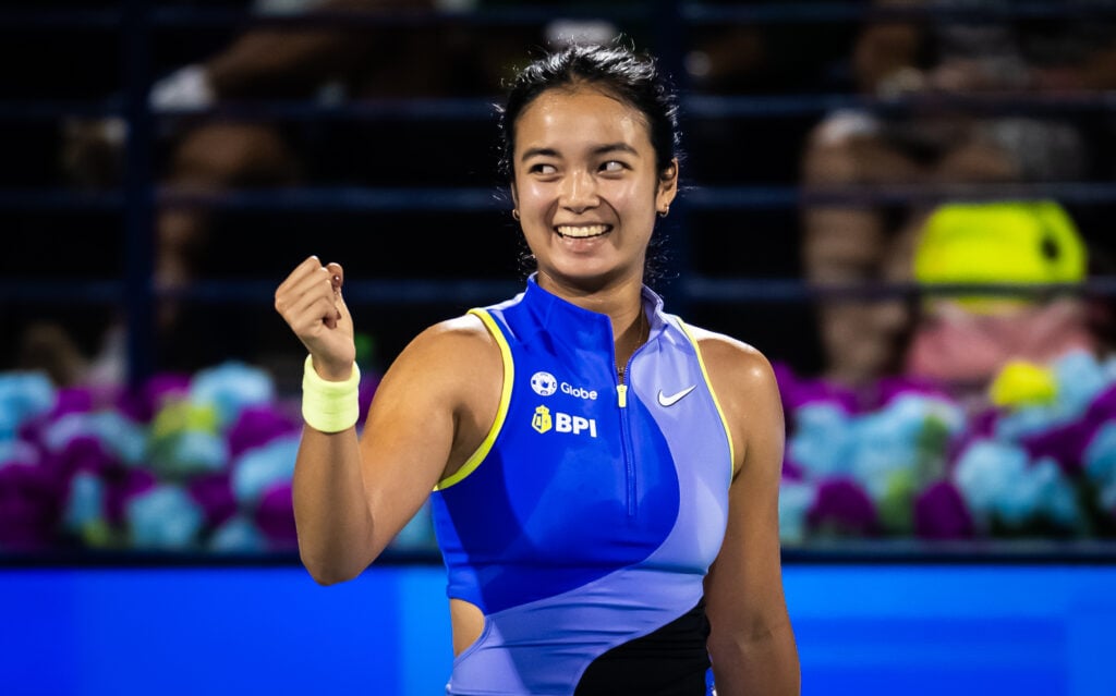 Alex Eala pumps her fist