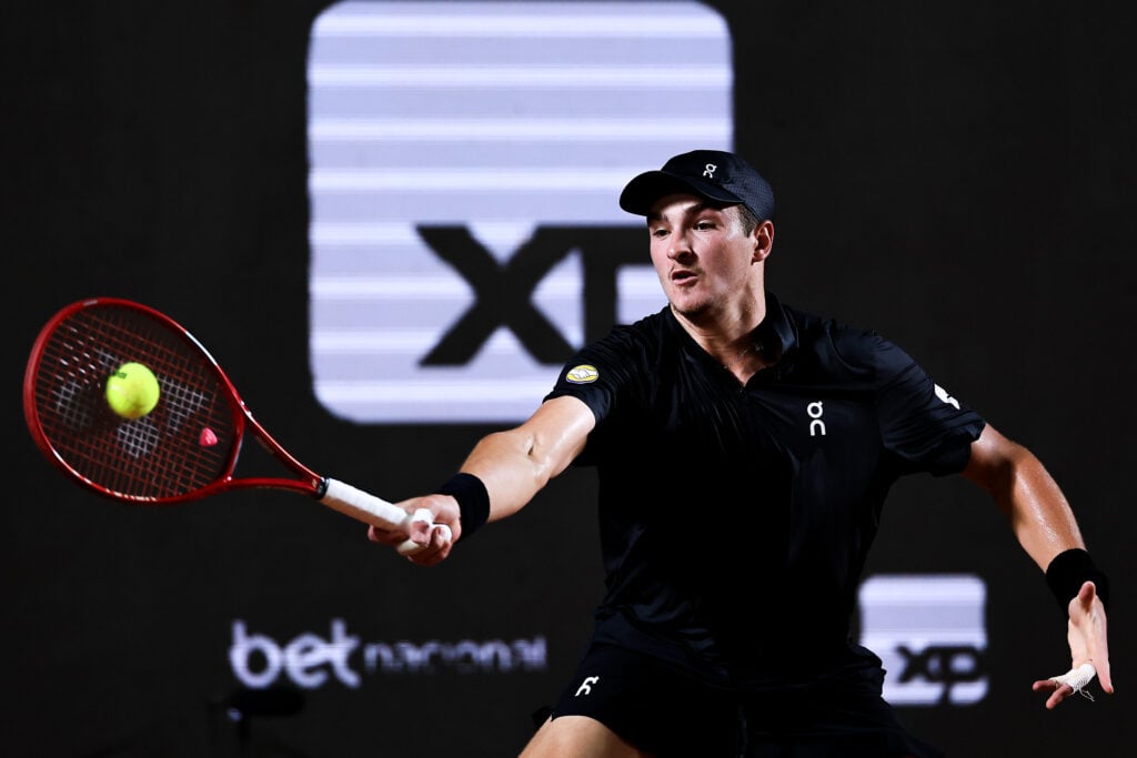 Joao Fonseca in action at the Rio Open.