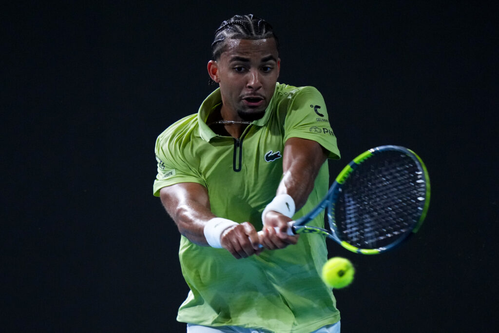 Arthur Fils hits a backhand at the 2026 Miami Open.