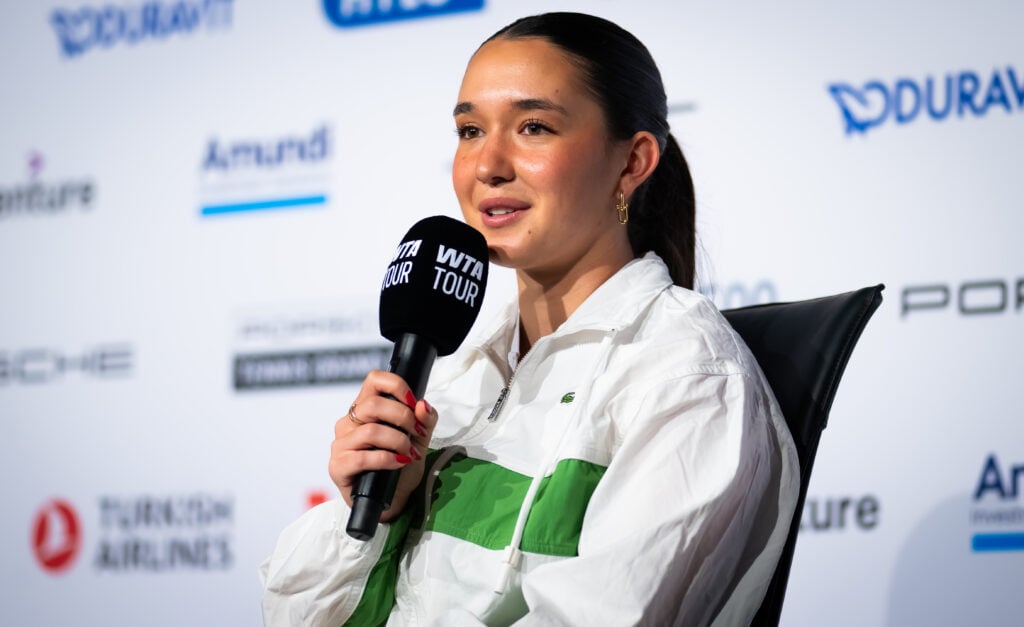 Eva Lys speaking in her press conference ahead of the 2026 Porsche Tennis Grand Prix in Stuttgart.