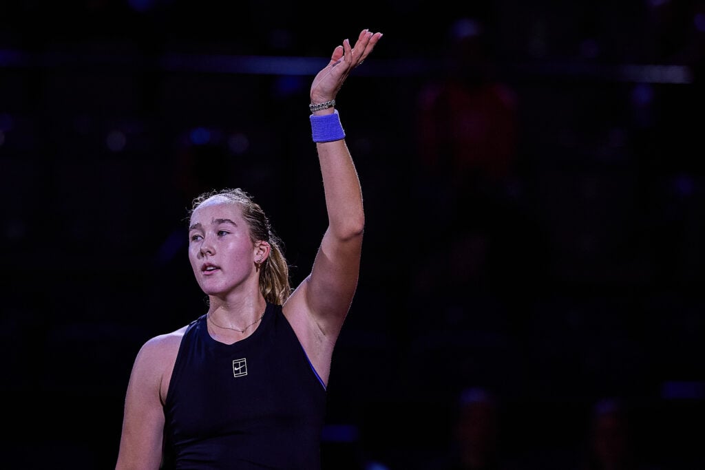 Mirra Andreeva celebrates in Stuttgart.