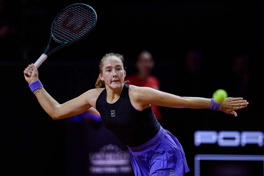Mirra Andreeva in action at the Stuttgart Open.