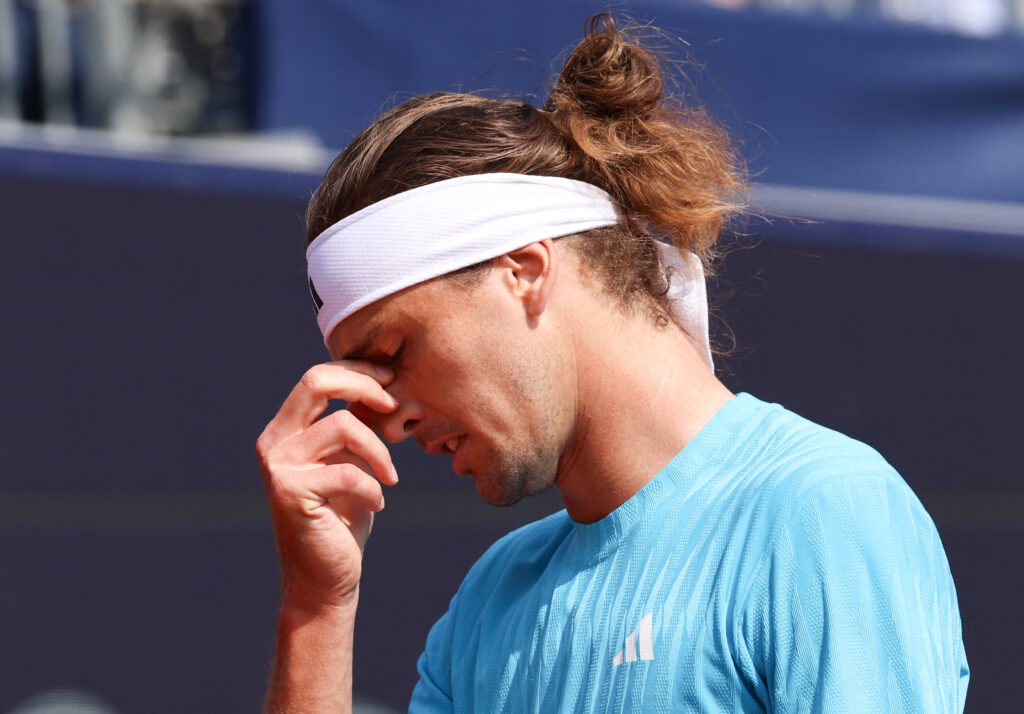 Alexander Zverev appears dejected during his BMW Open semifinal against Flavio Cobolli.