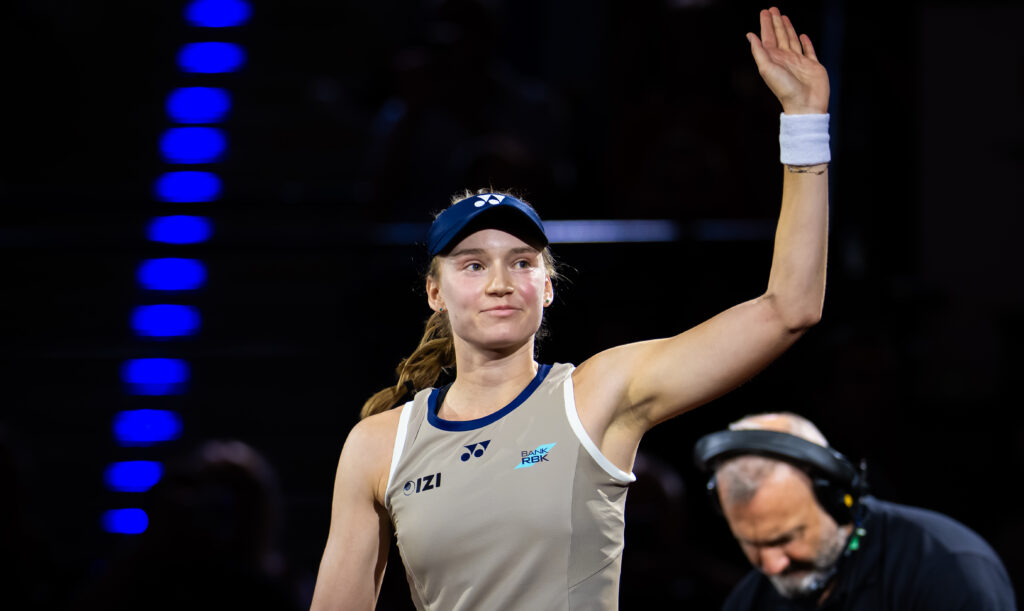 Elena Rybakina waves to the crowd in Stuttgart.