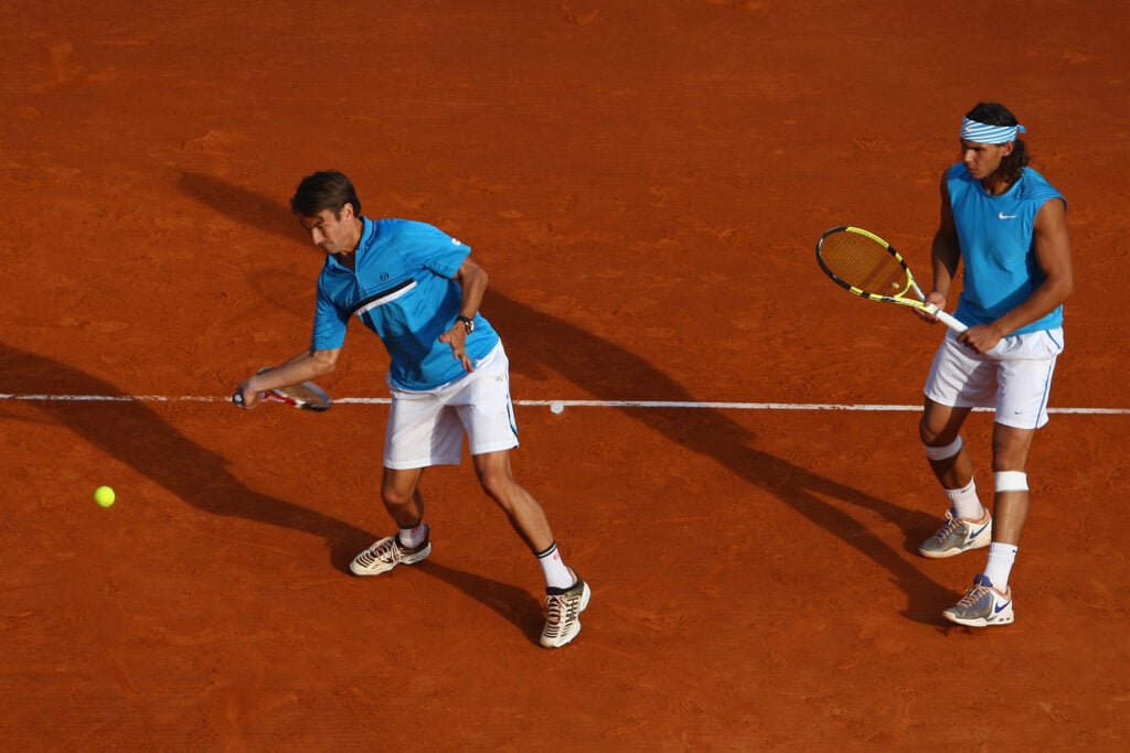 Tommy Robredo and Rafael Nadal in action at the 2008 Monte-Carlo Masters