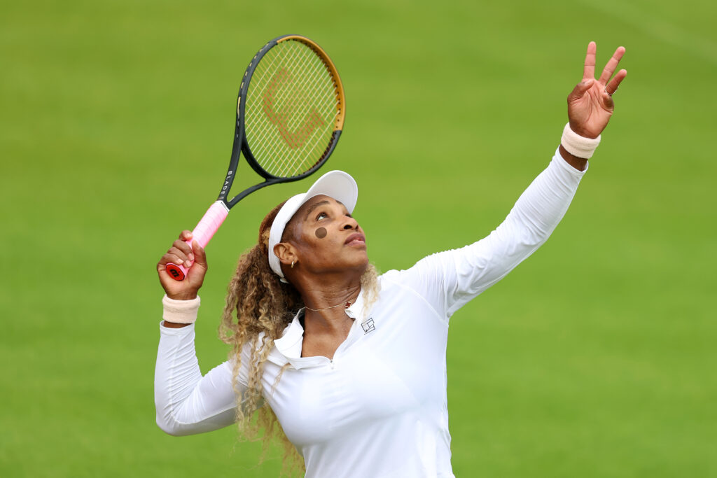 Serena Williams practises at Queen’s 2026