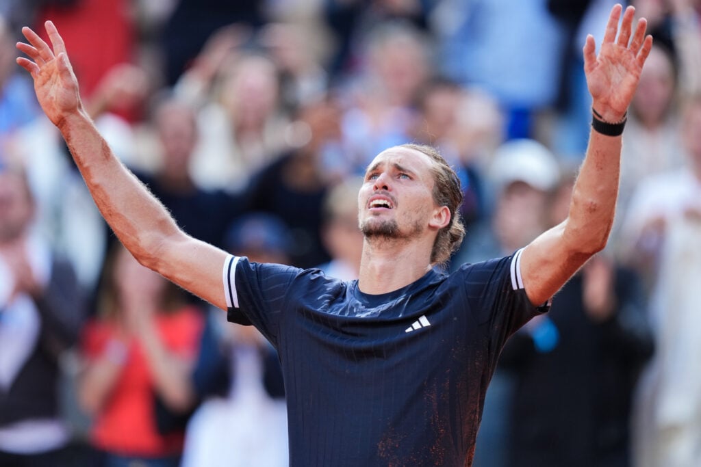 Alexander Zverev lifts his arms in celebration