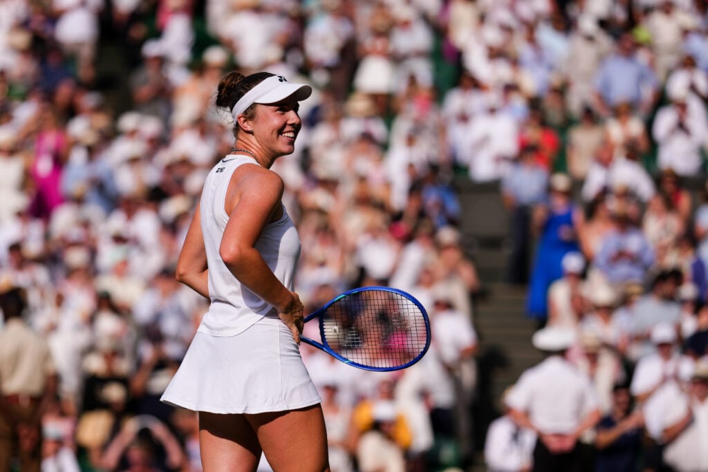 Linda Noskova smiles at Wimbledon.