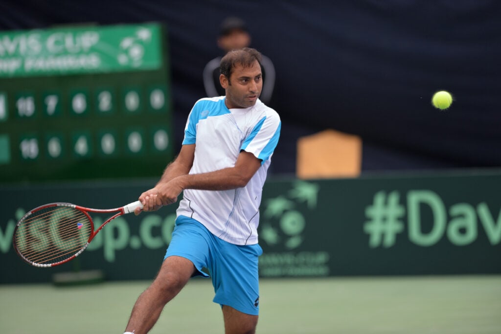 Aqeel Khan plays at the 2017 Davis Cup